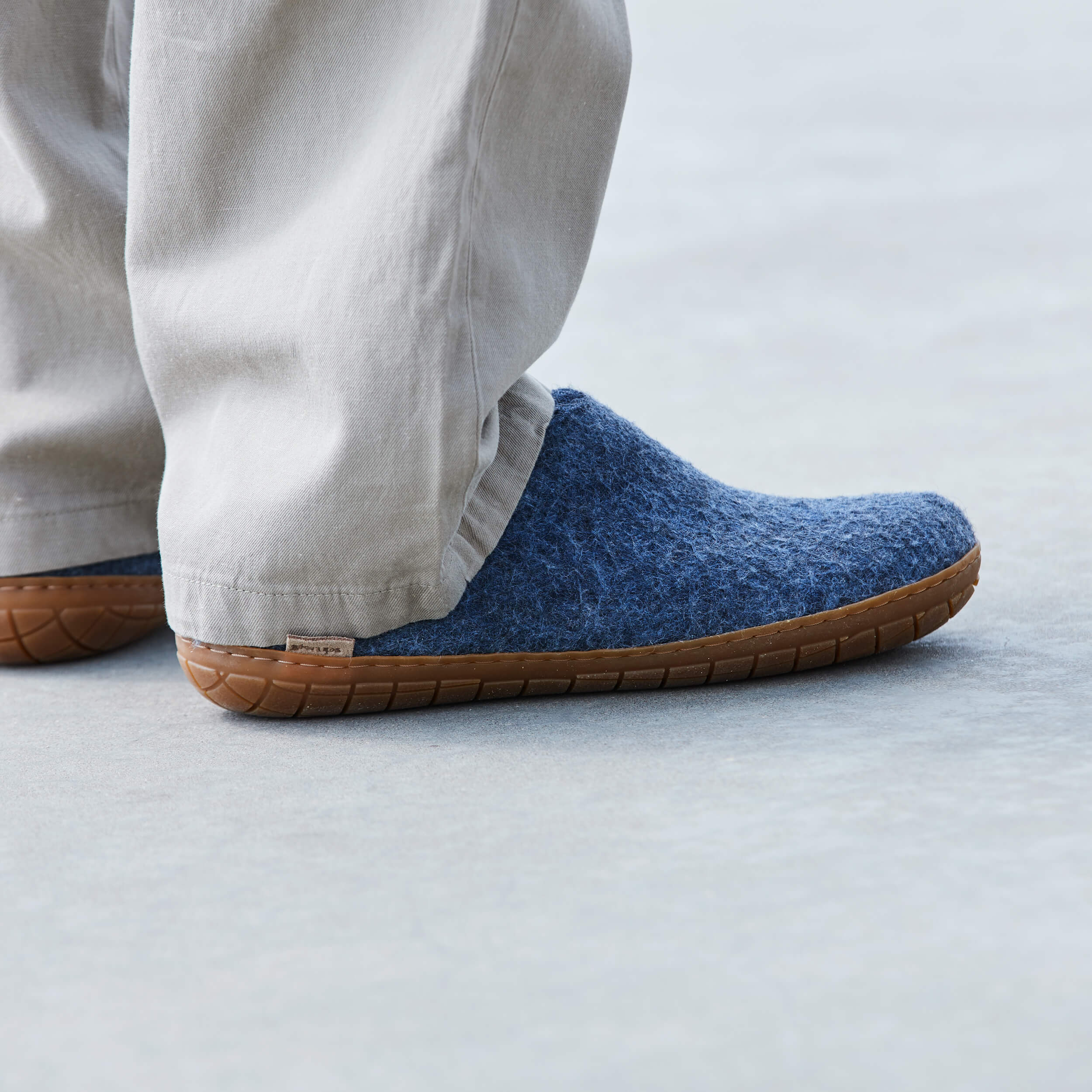 Shoe with natural rubber sole - honey - Denim – glerups.co.uk