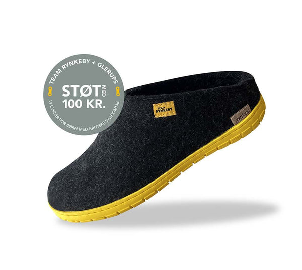 Slippers with rubber bottoms top